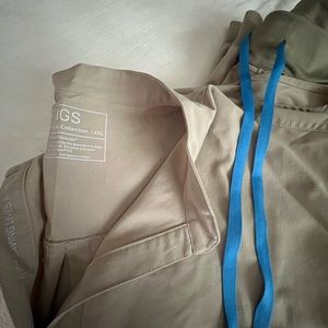 FIGS Sandstone 2XL Scrub Set